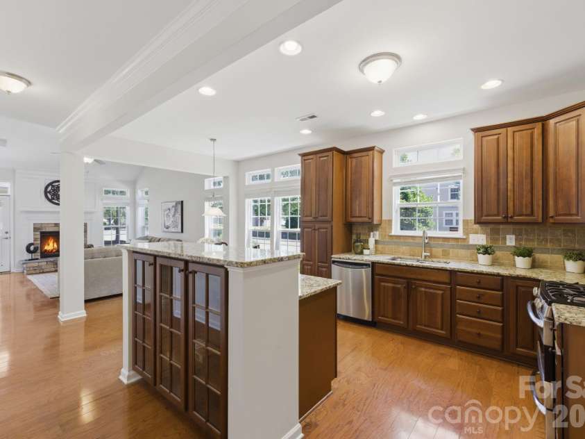 8304 Viewpoint Lane, Cornelius, NC 28031.  MLS# CAR4390537, YatesRealty ID 37868. 