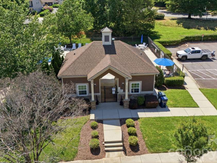 8304 Viewpoint Lane, Cornelius, NC 28031.  MLS# CAR4390537, YatesRealty ID 37868. 