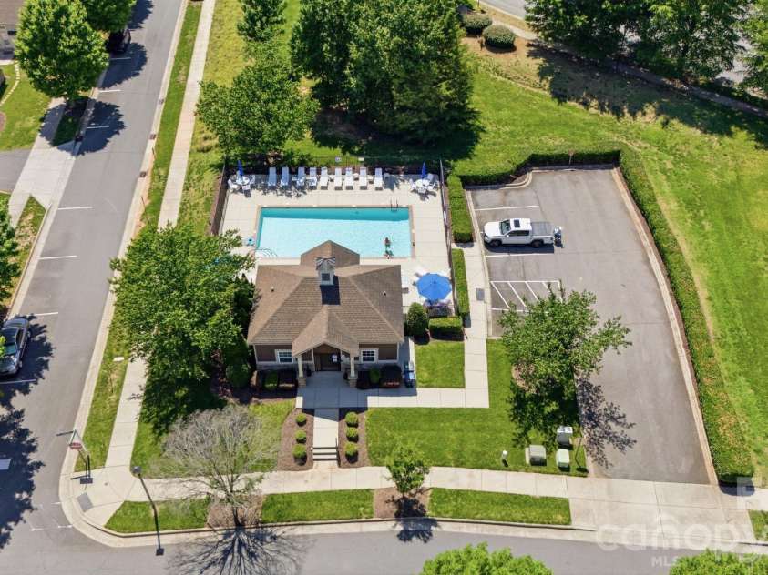 8304 Viewpoint Lane, Cornelius, NC 28031.  MLS# CAR4390537, YatesRealty ID 37868. 