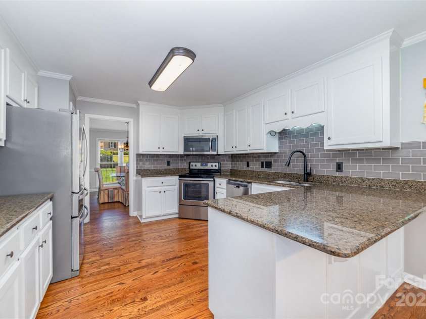 1630 Village Court, Gastonia, NC 28054.  MLS# CAR4277607, YatesRealty ID 3787. 