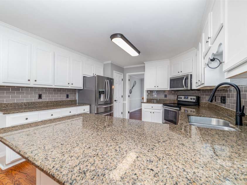 1630 Village Court, Gastonia, NC 28054.  MLS# CAR4277607, YatesRealty ID 3787. 