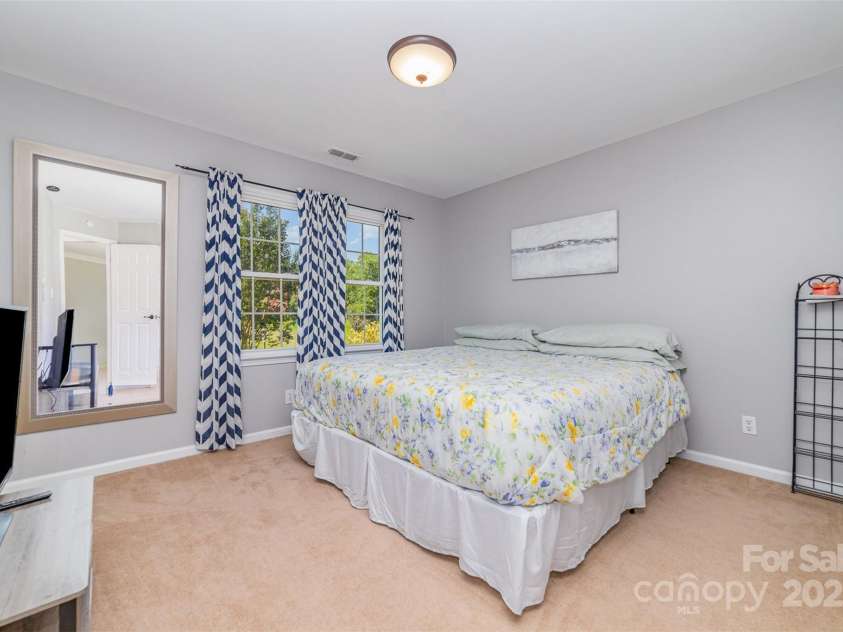 1630 Village Court, Gastonia, NC 28054.  MLS# CAR4277607, YatesRealty ID 3787. 