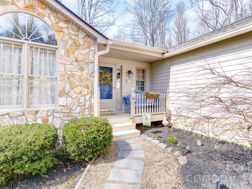 737 Woodbine Road, Waynesville, NC 28785.  MLS# CAR4352917, YatesRealty ID 3787. 