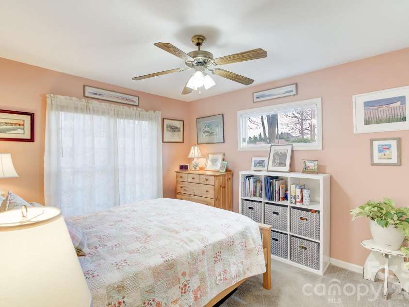 737 Woodbine Road, Waynesville, NC 28785.  MLS# CAR4352917, YatesRealty ID 3787. 
