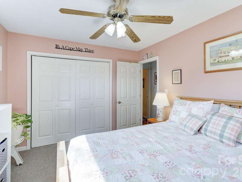 737 Woodbine Road, Waynesville, NC 28785.  MLS# CAR4352917, YatesRealty ID 3787. 