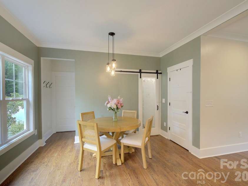 306 Clay Street, Belmont, NC 28012.  MLS# CAR4402428, YatesRealty ID 37870. Dining b
