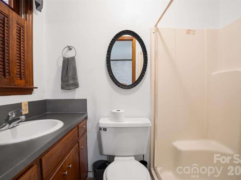 218 Plantation Road, Lancaster, SC 29720.  MLS# CAR4398632, YatesRealty ID 37871. Full Bath