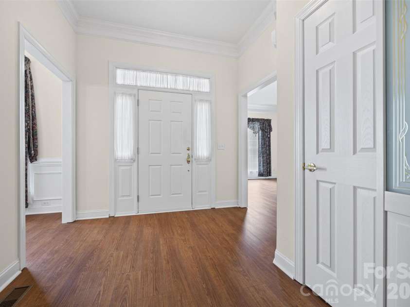 8809 Nellie Lane, Waxhaw, NC 28173.  MLS# CAR4400639, YatesRealty ID 37873. 