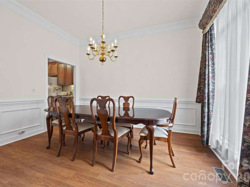 8809 Nellie Lane, Waxhaw, NC 28173.  MLS# CAR4400639, YatesRealty ID 37873. 