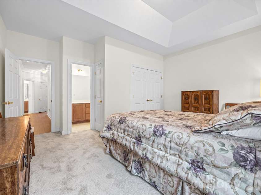 8809 Nellie Lane, Waxhaw, NC 28173.  MLS# CAR4400639, YatesRealty ID 37873. 