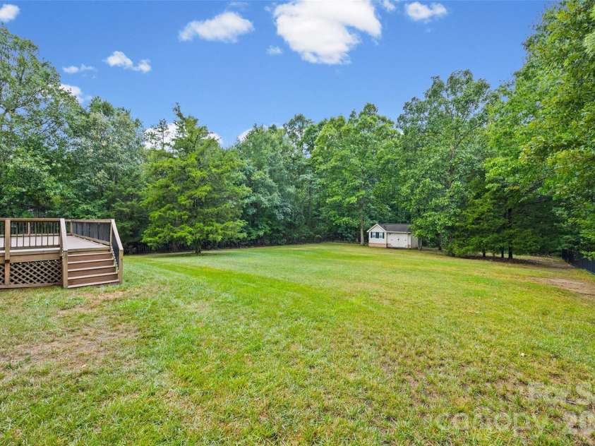 8809 Nellie Lane, Waxhaw, NC 28173.  MLS# CAR4400639, YatesRealty ID 37873. 