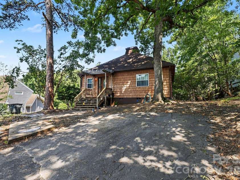 16033 Samoa Court, Fort Mill, SC 29708.  MLS# CAR4401395, YatesRealty ID 37875. 