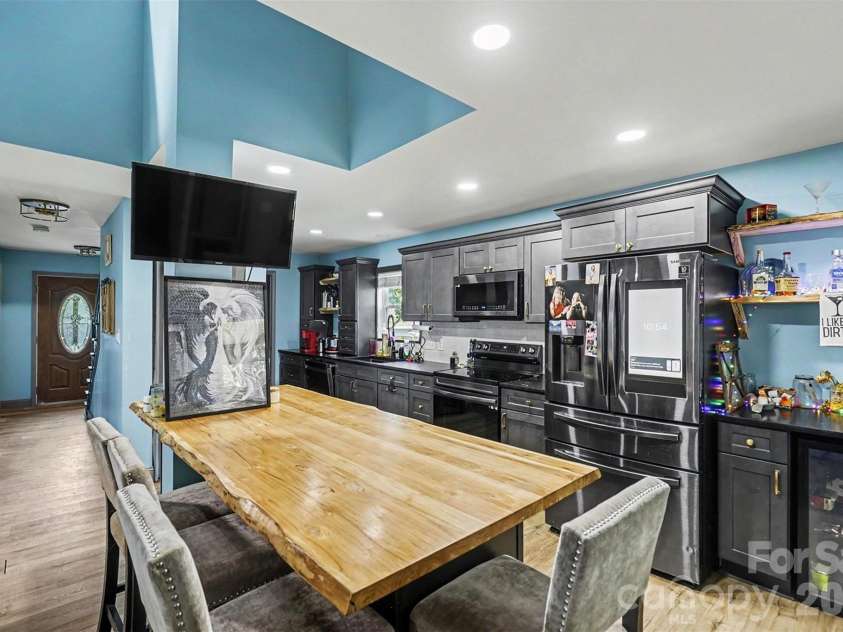 16033 Samoa Court, Fort Mill, SC 29708.  MLS# CAR4401395, YatesRealty ID 37875. 