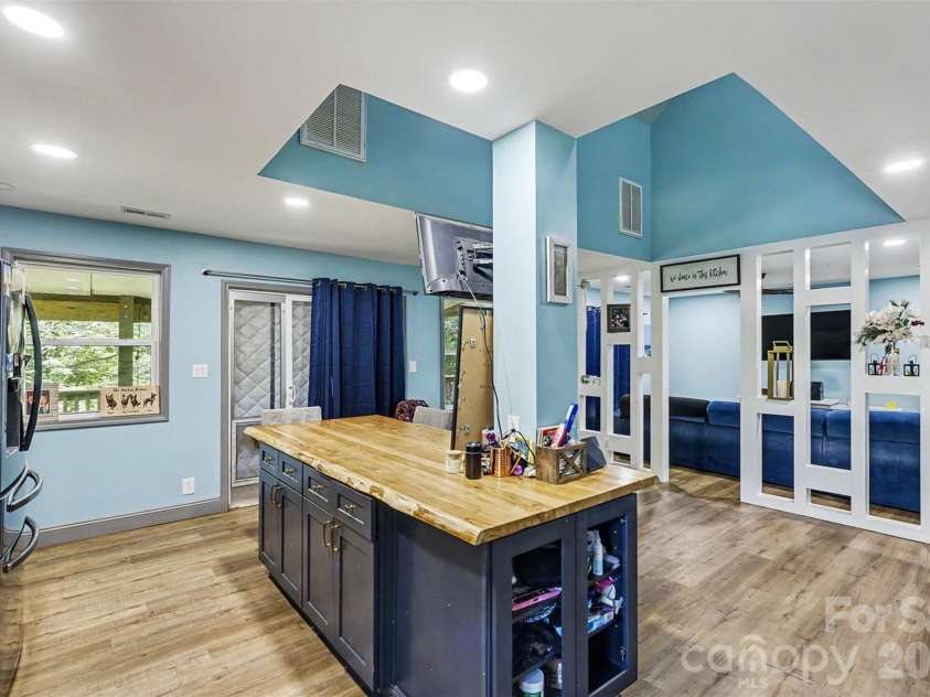 16033 Samoa Court, Fort Mill, SC 29708.  MLS# CAR4401395, YatesRealty ID 37875. 