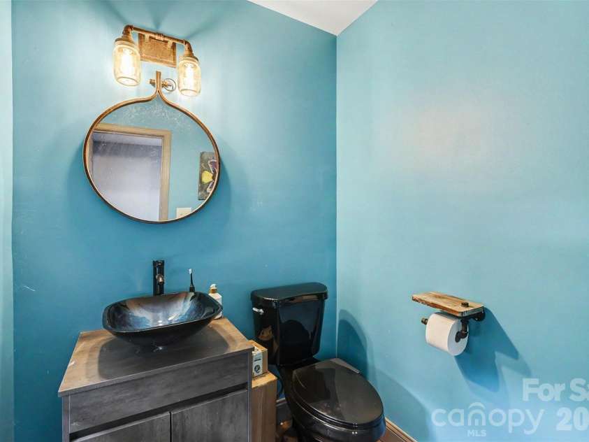 16033 Samoa Court, Fort Mill, SC 29708.  MLS# CAR4401395, YatesRealty ID 37875. 