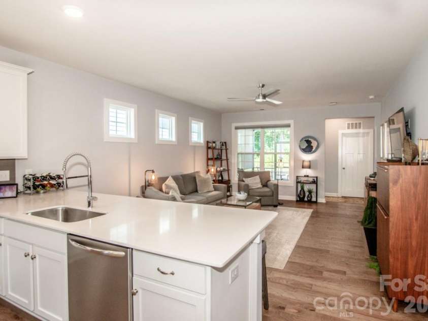 13331 Caite Ridge Road, Davidson, NC 28036.  MLS# CAR4402255, YatesRealty ID 37876. Neutral paint throughout and so move in ready!
