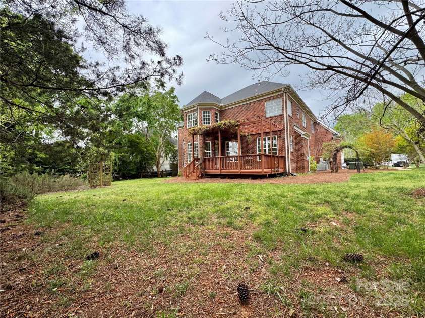 6316 Glengarrie Lane, Huntersville, NC 28078.  MLS# CAR4247118, YatesRealty ID 3788. 