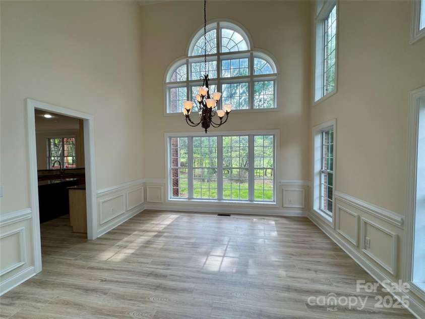 6316 Glengarrie Lane, Huntersville, NC 28078.  MLS# CAR4247118, YatesRealty ID 3788. Dining room 