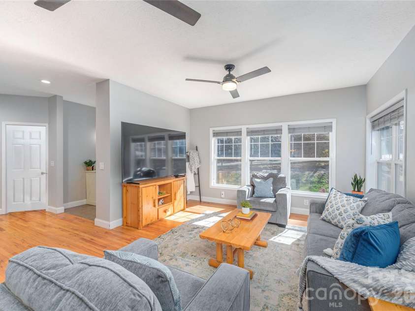 650 Dogwood Drive, Maggie Valley, NC 28751.  MLS# CAR4352600, YatesRealty ID 3788. 
