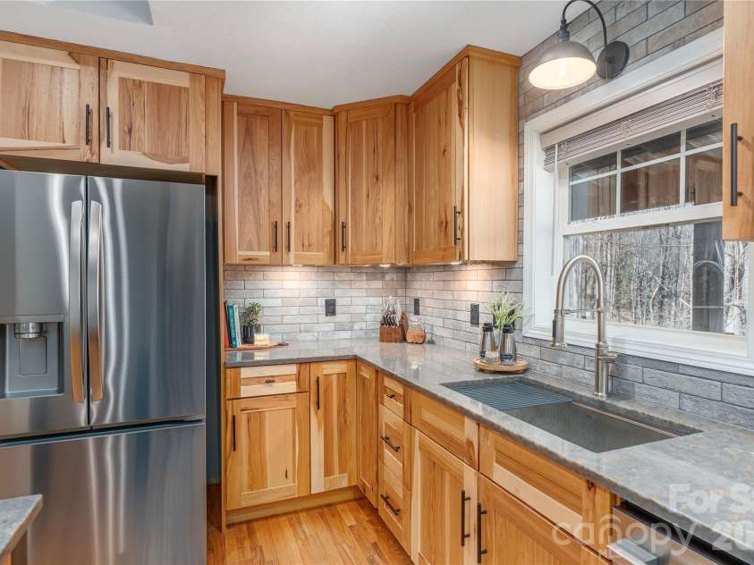 650 Dogwood Drive, Maggie Valley, NC 28751.  MLS# CAR4352600, YatesRealty ID 3788. 
