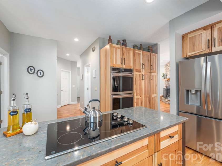650 Dogwood Drive, Maggie Valley, NC 28751.  MLS# CAR4352600, YatesRealty ID 3788. 