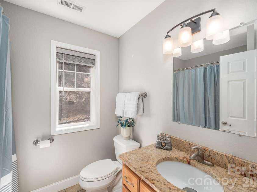 650 Dogwood Drive, Maggie Valley, NC 28751.  MLS# CAR4352600, YatesRealty ID 3788. 