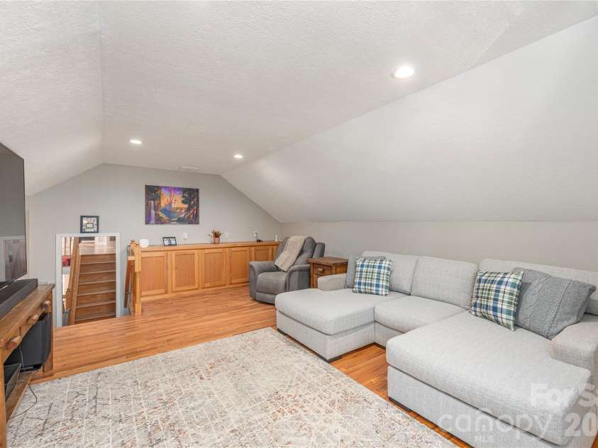 650 Dogwood Drive, Maggie Valley, NC 28751.  MLS# CAR4352600, YatesRealty ID 3788. 