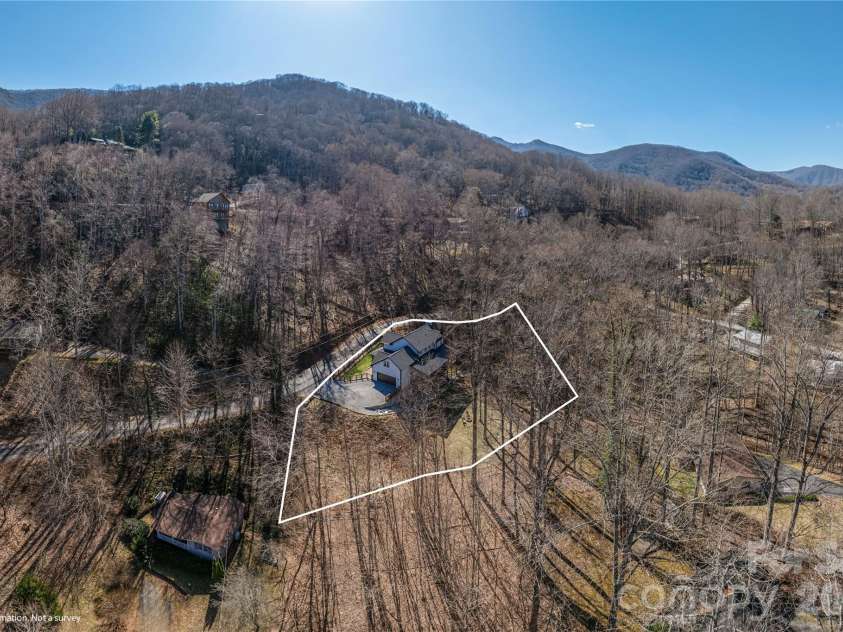 650 Dogwood Drive, Maggie Valley, NC 28751.  MLS# CAR4352600, YatesRealty ID 3788. 