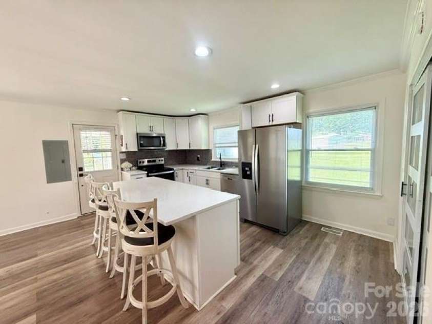 1341 Hopewell Road, Rock Hill, SC 29730.  MLS# CAR4399121, YatesRealty ID 37880. 