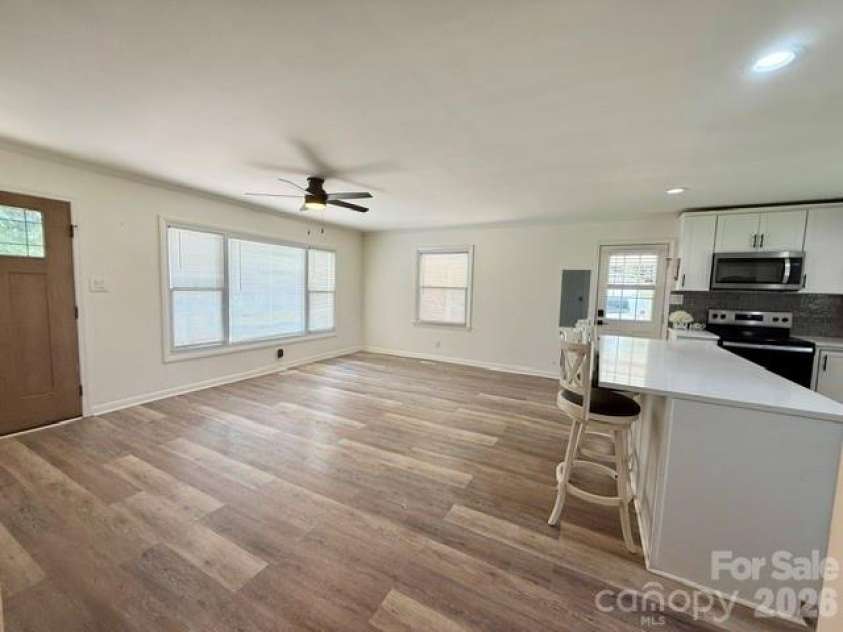 1341 Hopewell Road, Rock Hill, SC 29730.  MLS# CAR4399121, YatesRealty ID 37880. 