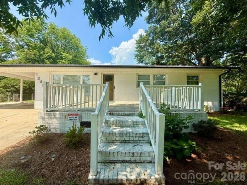 1341 Hopewell Road, Rock Hill, SC 29730.  MLS# CAR4399121, YatesRealty ID 37880. 