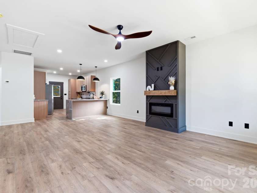 1033 Martin Luther King Jr Drive, Albemarle, NC 28001.  MLS# CAR4398940, YatesRealty ID 37882. 