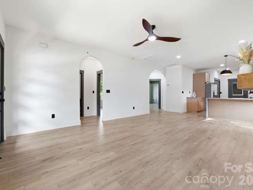 1033 Martin Luther King Jr Drive, Albemarle, NC 28001.  MLS# CAR4398940, YatesRealty ID 37882. 