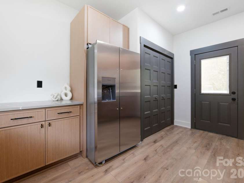 1033 Martin Luther King Jr Drive, Albemarle, NC 28001.  MLS# CAR4398940, YatesRealty ID 37882. 