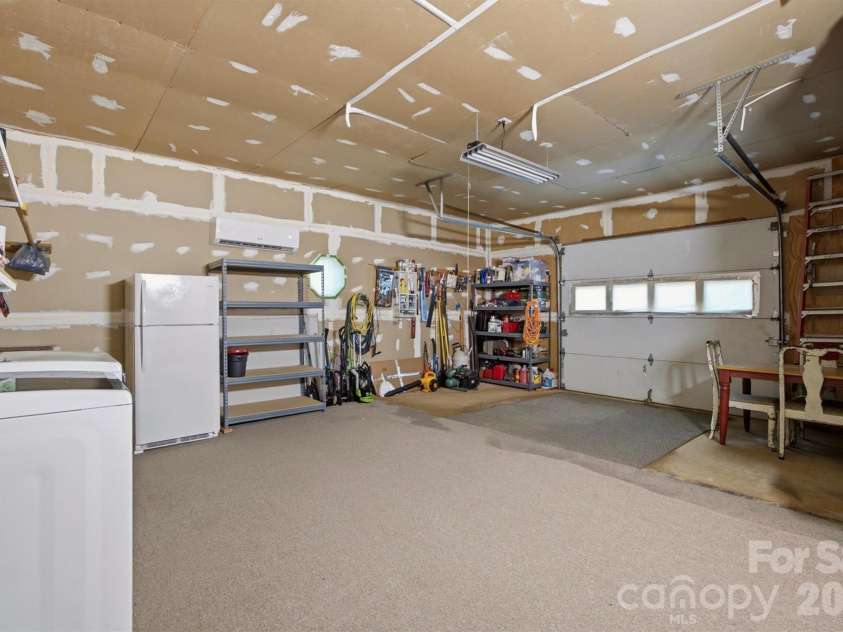 5513 Old Linville Road, Marion, NC 28752.  MLS# CAR4389677, YatesRealty ID 37884. 