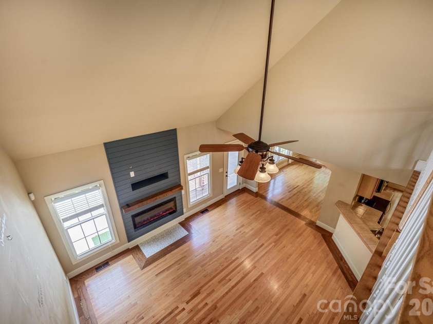 6231 Neptune Drive, Denver, NC 28037.  MLS# CAR4400641, YatesRealty ID 37885. 