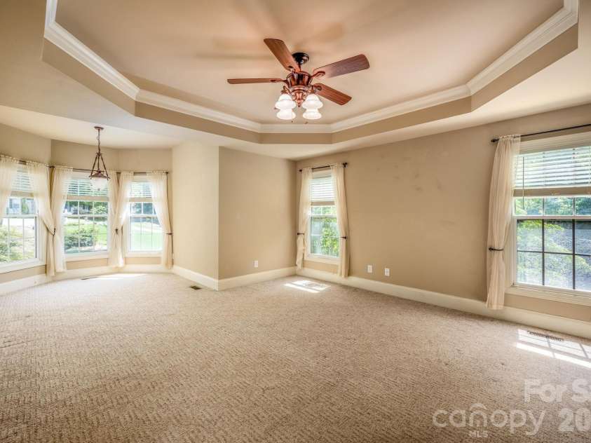 6231 Neptune Drive, Denver, NC 28037.  MLS# CAR4400641, YatesRealty ID 37885. 