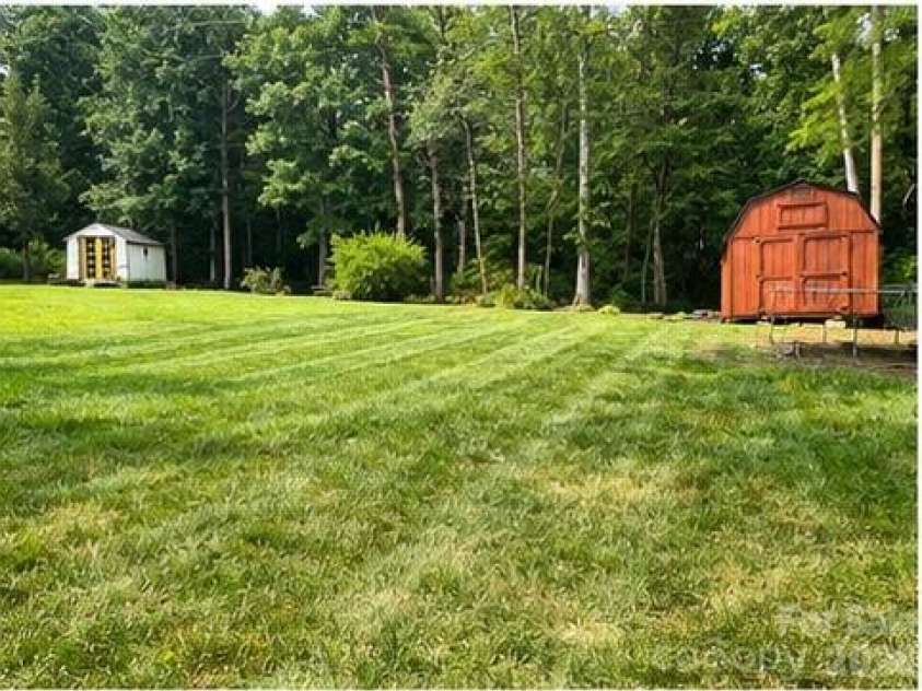 4538 Diamond Street, Hudson, NC 28638.  MLS# CAR4402238, YatesRealty ID 37886. 