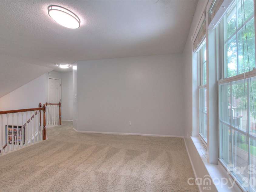 7800 Kingston Drive, Waxhaw, NC 28173.  MLS# CAR4399106, YatesRealty ID 37887. 