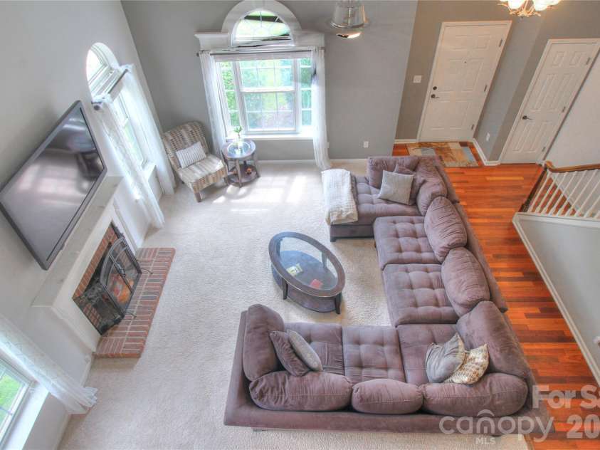 7800 Kingston Drive, Waxhaw, NC 28173.  MLS# CAR4399106, YatesRealty ID 37887. 