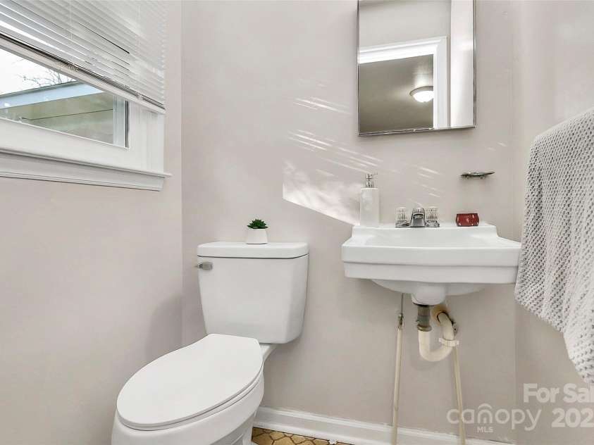 213 Turner Road, Gastonia, NC 28056.  MLS# CAR4235011, YatesRealty ID 3789. 
