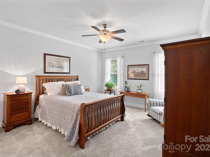 5149 Helmsworth Drive, Waxhaw, NC 28173.  MLS# CAR4318749, YatesRealty ID 3789. 