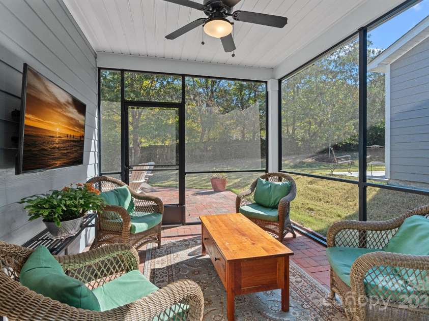 5149 Helmsworth Drive, Waxhaw, NC 28173.  MLS# CAR4318749, YatesRealty ID 3789. 