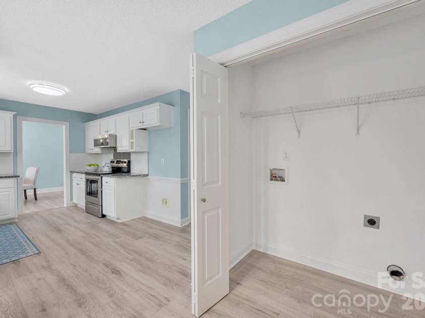 1637 Winthrop Lane, Monroe, NC 28110.  MLS# CAR4386569, YatesRealty ID 37890. 
