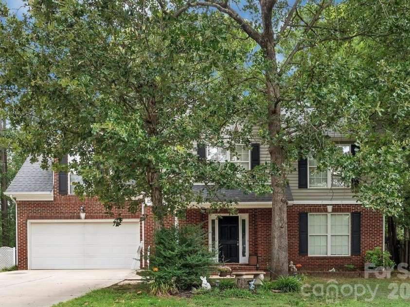 1637 Winthrop Lane, Monroe, NC 28110.  MLS# CAR4386569, YatesRealty ID 37890. 