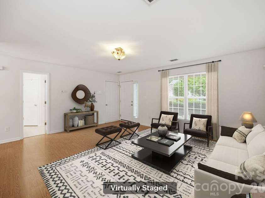 129 Winding Canyon Drive, Charlotte, NC 28214.  MLS# CAR4397556, YatesRealty ID 37892. 
