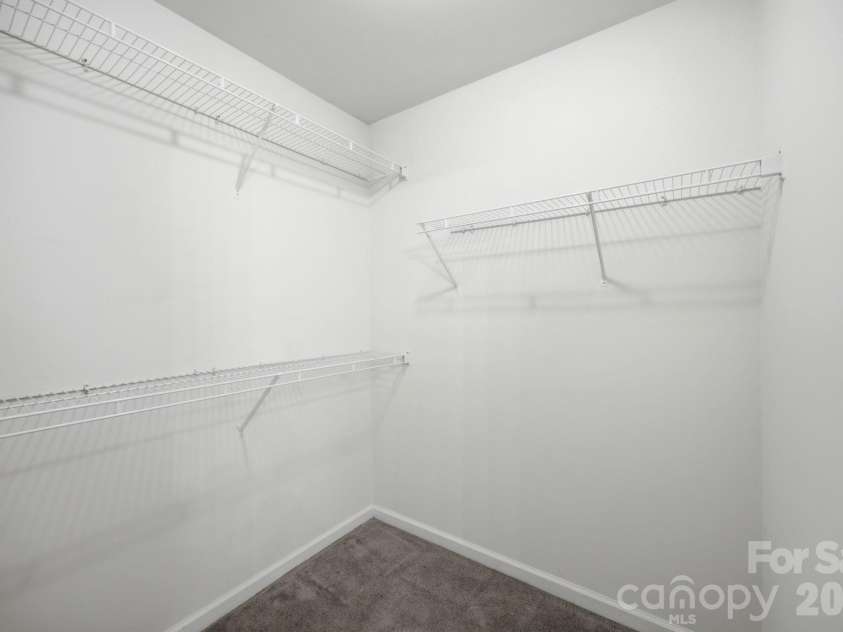 129 Winding Canyon Drive, Charlotte, NC 28214.  MLS# CAR4397556, YatesRealty ID 37892. 