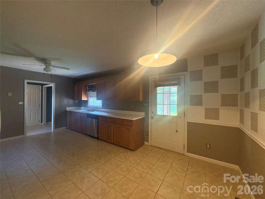4105 Salem Pointe Drive, Monroe, NC 28110.  MLS# CAR4402300, YatesRealty ID 37893. 