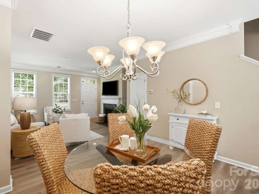 11209 Cedar Walk Lane, Charlotte, NC 28277.  MLS# CAR4405079, YatesRealty ID 37894. 