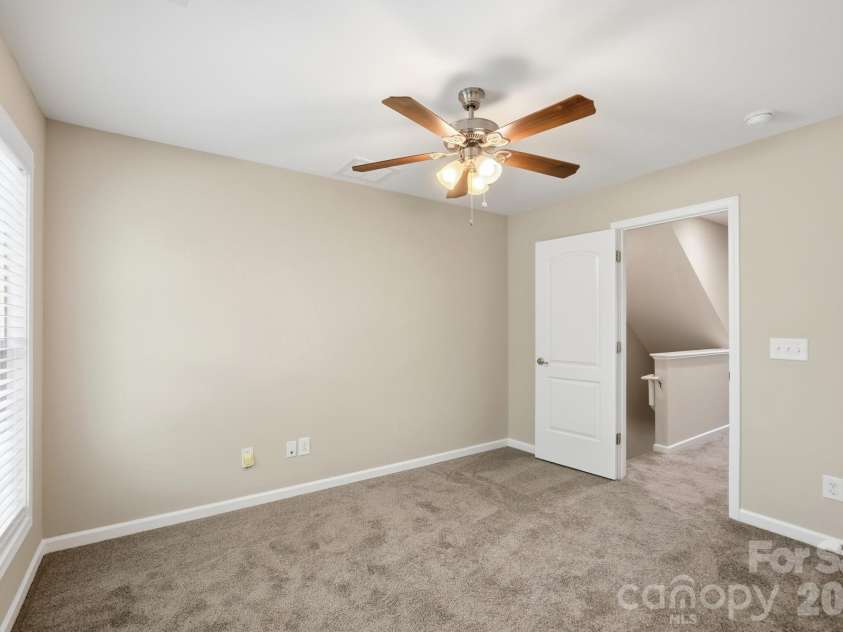 11209 Cedar Walk Lane, Charlotte, NC 28277.  MLS# CAR4405079, YatesRealty ID 37894. 